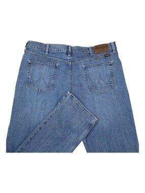 Wrangler Regular Fit Denim Jeans Mens 40x32 Classic Blue Straight Leg Stretch